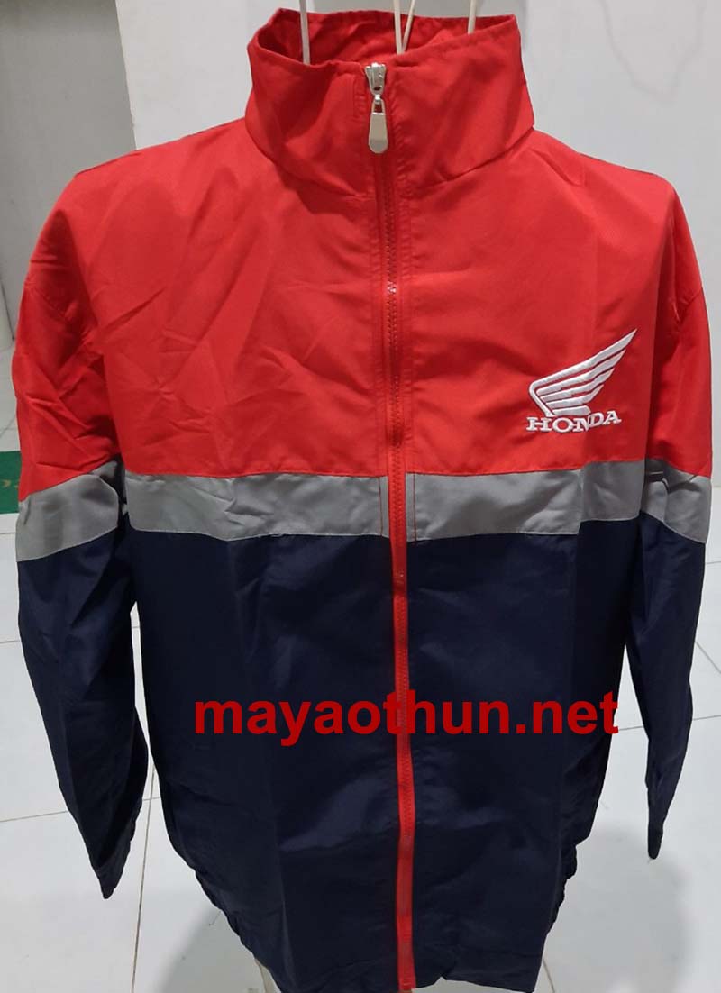 Xem xưởng may áo gió giá tốt 2021