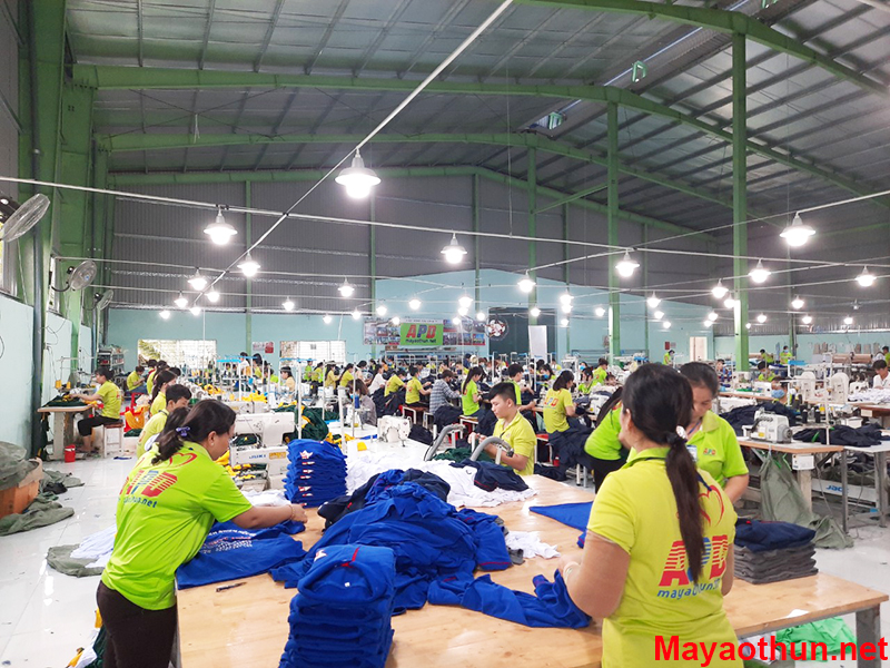 Xưởng may áo khoác giá rẻ